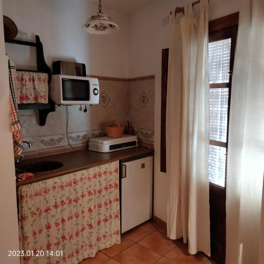Apartamento Vacacional En La Alpujarra Laroles ภายนอก รูปภาพ